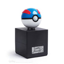 pokemon-diecast-replik-superball-on-stand